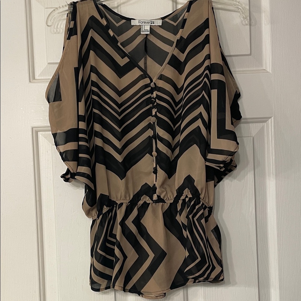 Forever 21 Black and Tan Chevron Blouse